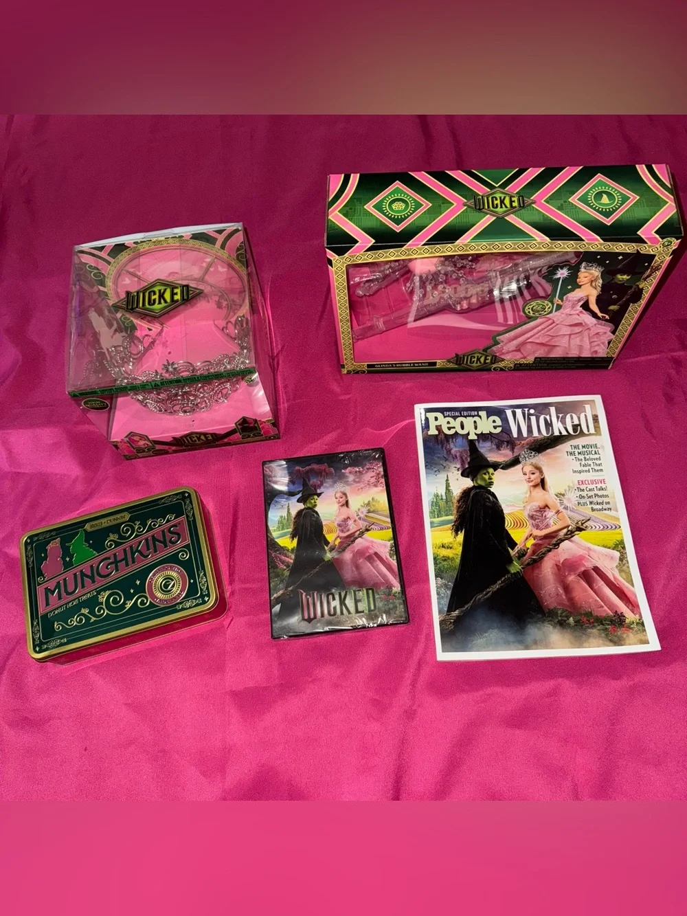 Ariana Grande Wicked Collectors Set / Ariana Grande Merch Bundle / Wicked Bundle - Picture 1 of 16